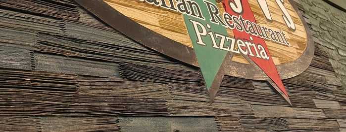 Bobby V's Italian Restaurant Pizzeria is one of Resturant.