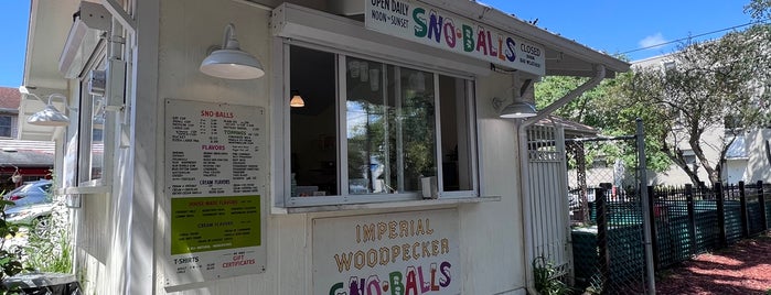 Imperial Woodpecker Sno-balls is one of My Favorite Nola Haunts 💜💚💛⚜️.