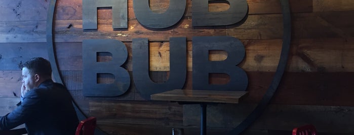 HubBub Coffee is one of สถานที่ที่ Al ถูกใจ.