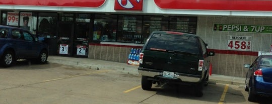 Circle K is one of Lugares favoritos de Charles E. "Max".