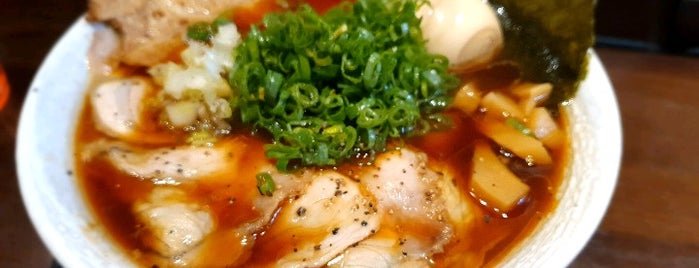鷹流東京醬油拉麵蘭丸（延吉街店） is one of Tempat yang Disimpan Curry.