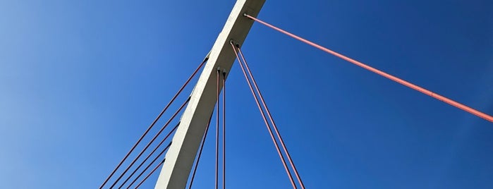 Dazhi Bridge is one of Lugares favoritos de Simo.