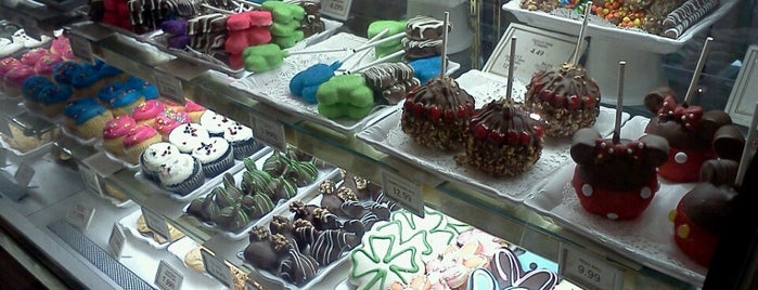 Main Street Confectionery is one of Walt Disney World.