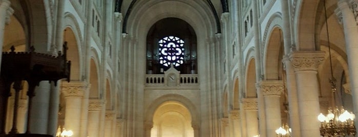 Église Notre-Dame de la Croix is one of PARIS.