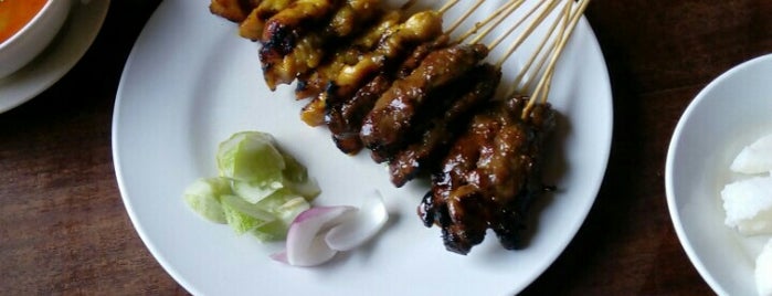 Mak Long (Warung Sate & Cafe) is one of KL PJ Halal Eat & Food Hunt. Makan!??.