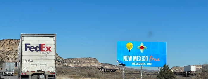 Arizona/New Mexico State Line is one of JULIE : понравившиеся места.