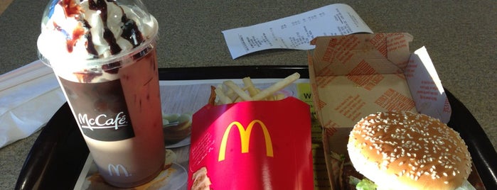 McDonald's is one of Bruna : понравившиеся места.