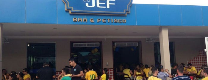 Boteco do JEF is one of สถานที่ที่ Thiago ถูกใจ.