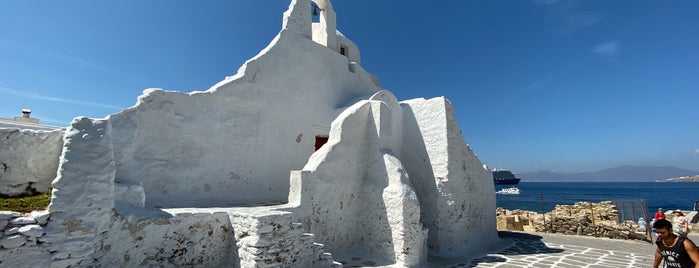 Agia Anna Church is one of Orte, die Elif gefallen.