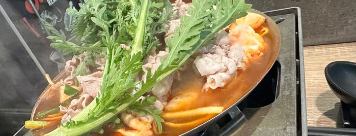 Boiling Point is one of DT Bellevue.