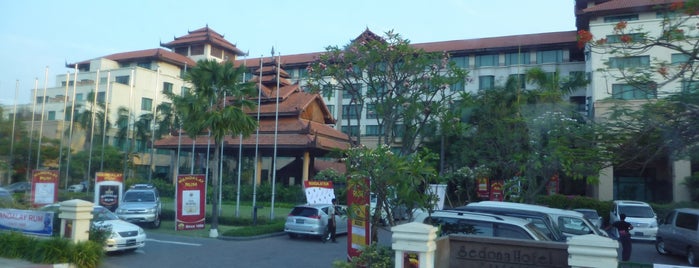 Hilton Mandalay is one of the mountain.