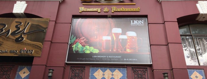Lion Restaurant is one of HCM.