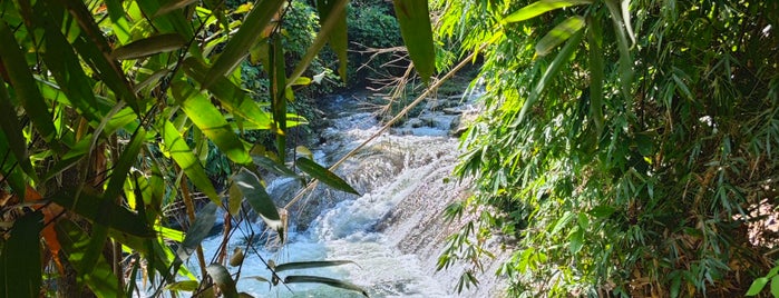 Thác Bản Ba (Ban Ba Waterfall) is one of Tuyen Quang Place I visited.