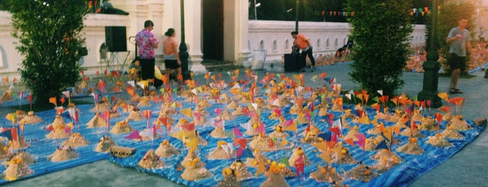 วัดปทุมวนารามราชวรวิหาร is one of Thailand-Bangkok Place I visited.