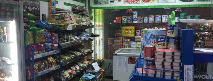 Fresh Mart is one of Hanoi Shop & Service 2 Place I visited.