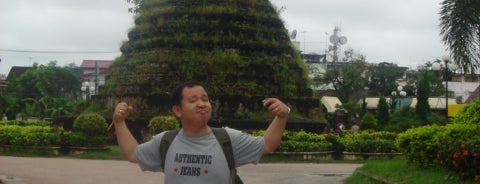 That Dam Stupa is one of Laos-Vientiane Place I visited.