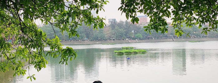 Hồ Xã Đàn is one of Hanoi.