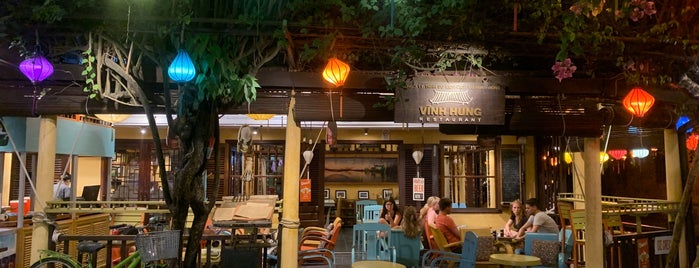 Vĩnh Hưng Restaurant is one of Hoi An Town Place I visited.