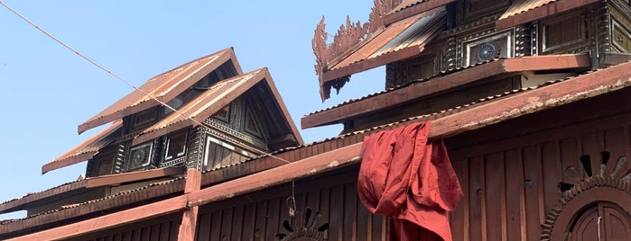 Shwe Yan Pyay Monastery is one of Lugares favoritos de Alexey.