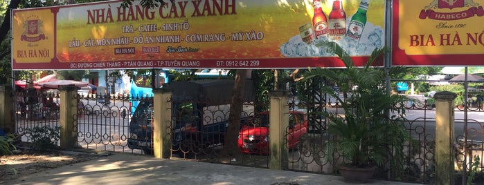 Nhà hàng Cây Xanh is one of Tuyen Quang Place I visited.