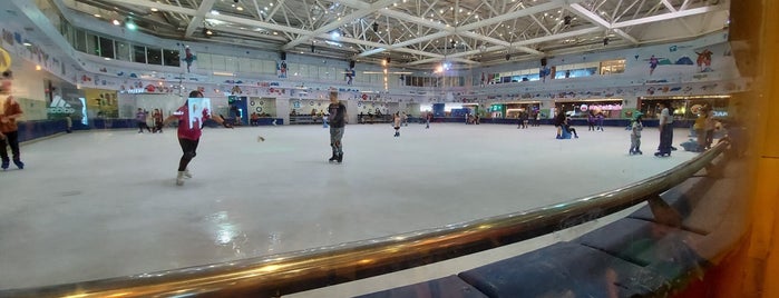 Vincom Ice Rink is one of Ha noi.