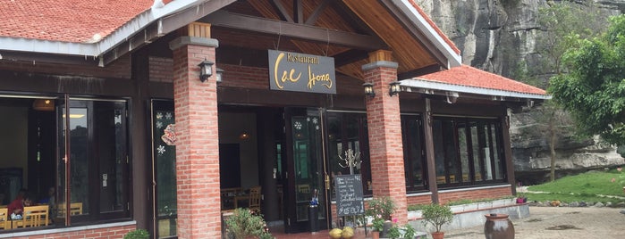 Lạc Hồng Restaurant is one of Ninh Binh Place I visited.