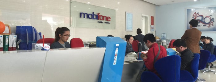Mobifone is one of Hanoi Shop & Service 2 Place I visited.