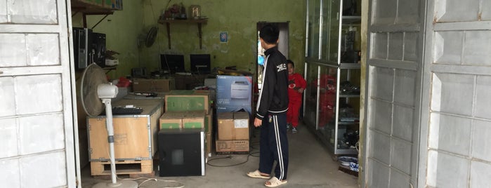 Hoàng Kim Phát Computer is one of Ha Tay Place I visited.