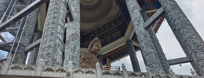 Kuan Yin Statue & Octagonal Pavilion (观音圣像八角亭) is one of 2016-12-22t0107 SoJ Sin-Yang-sin.