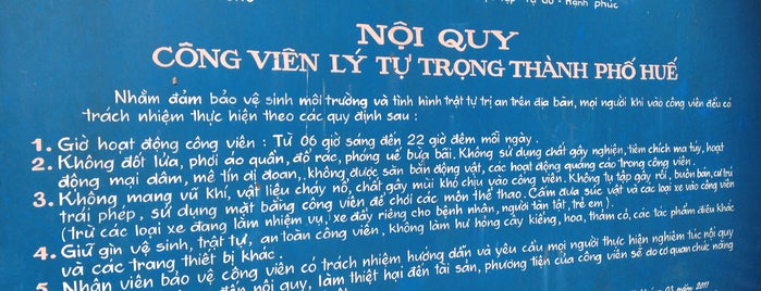 Công Viên Lý Tự Trọng is one of Hue Public Place I visited.