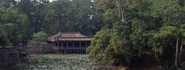Xung Khiêm Tạ (Pavilion) is one of Hue Public Place I visited.