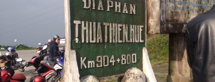 Đèo Hải Vân (Hai Van Pass) is one of Hue Public Place I visited.