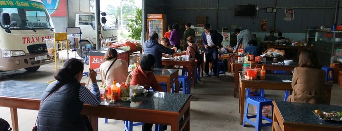 Điểm dừng chân Cơm Phở Tráng Kìm is one of Dong Van Karst Plateau Geopark Place I visited.