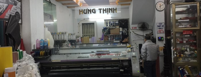 Dán xe Hưng Thịnh is one of Hanoi Shop & Service 2 Place I visited.