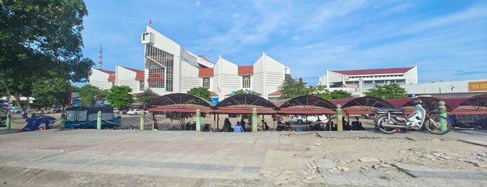 Chợ Đông Hà (Dong Ha Market) is one of Dong Ha City Place I Visited.