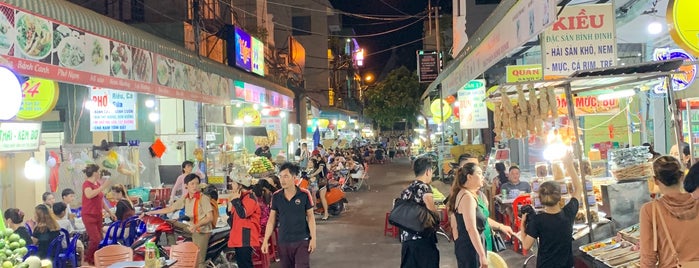 Phố Ẩm Thực Quy Nhơn is one of Binh Dinh-Quy Nhon Place I visited.