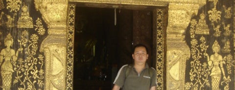 Wat Xieng Thong is one of Laos-Luang Prabang Place I visited.