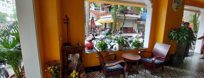 Quán Nhà Tôi 24 Kim Đồng is one of Hanoi Restaurant 3 Place I visited.