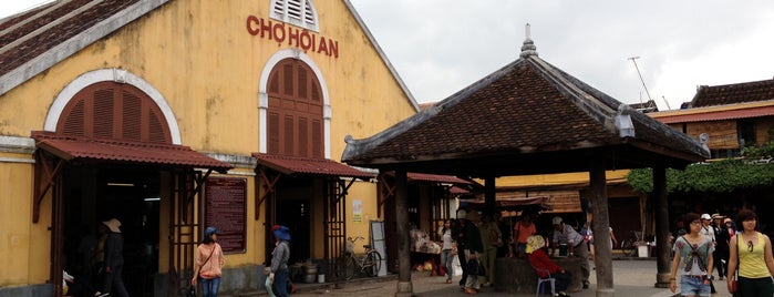 Chợ Hội An (Hoi An Market) is one of vietnam.