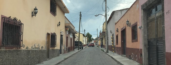 Jardin Huimilpan is one of Lieux qui ont plu à Carlos.