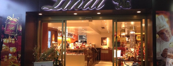 Lindt Chocolat Café is one of Chocolate Shops@Tokyo.