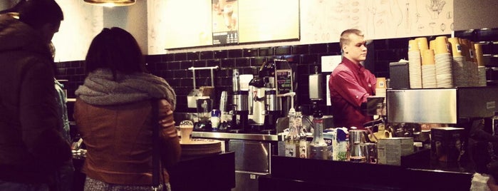 Costa Coffee is one of Agneishca'nın Beğendiği Mekanlar.