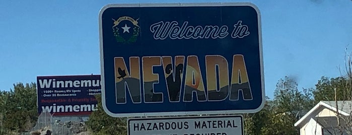 Nevada / Utah State Line is one of Philipさんのお気に入りスポット.
