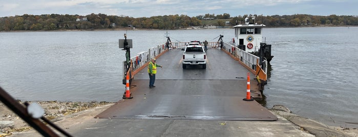 Golden Eagle Ferry is one of STC/STL.