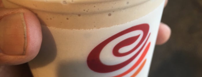 Jamba Juice is one of Marisaさんのお気に入りスポット.