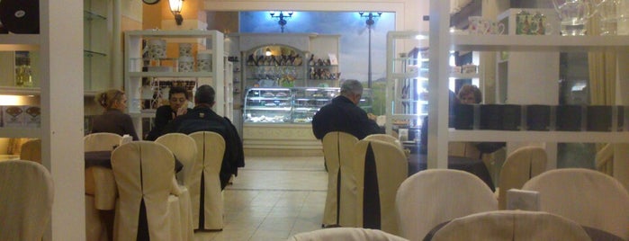 Pasticceria Piccinelli is one of Marco’s Saved Places_cibi.