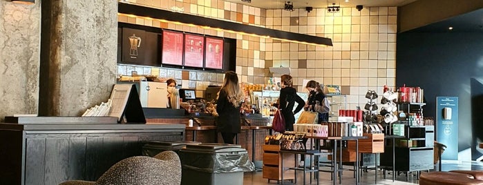 Starbucks Reserve is one of ATAŞEHİR.