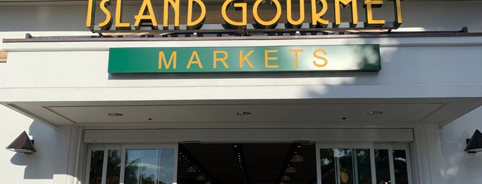 Island Gourmet Markets is one of Lieux qui ont plu à D.