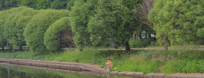 Антоновский парк is one of Minsk-Shminsk.