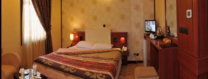 هتل فرهنگ  و هنر is one of Iran's Accommodation.